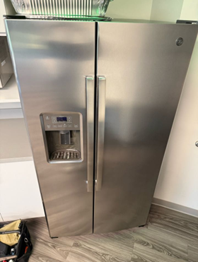 Whether it’s the icemaker or an issue with the temperature, Appliance & Air Care Experts can fix any of your GE Refrigerator’s problems.